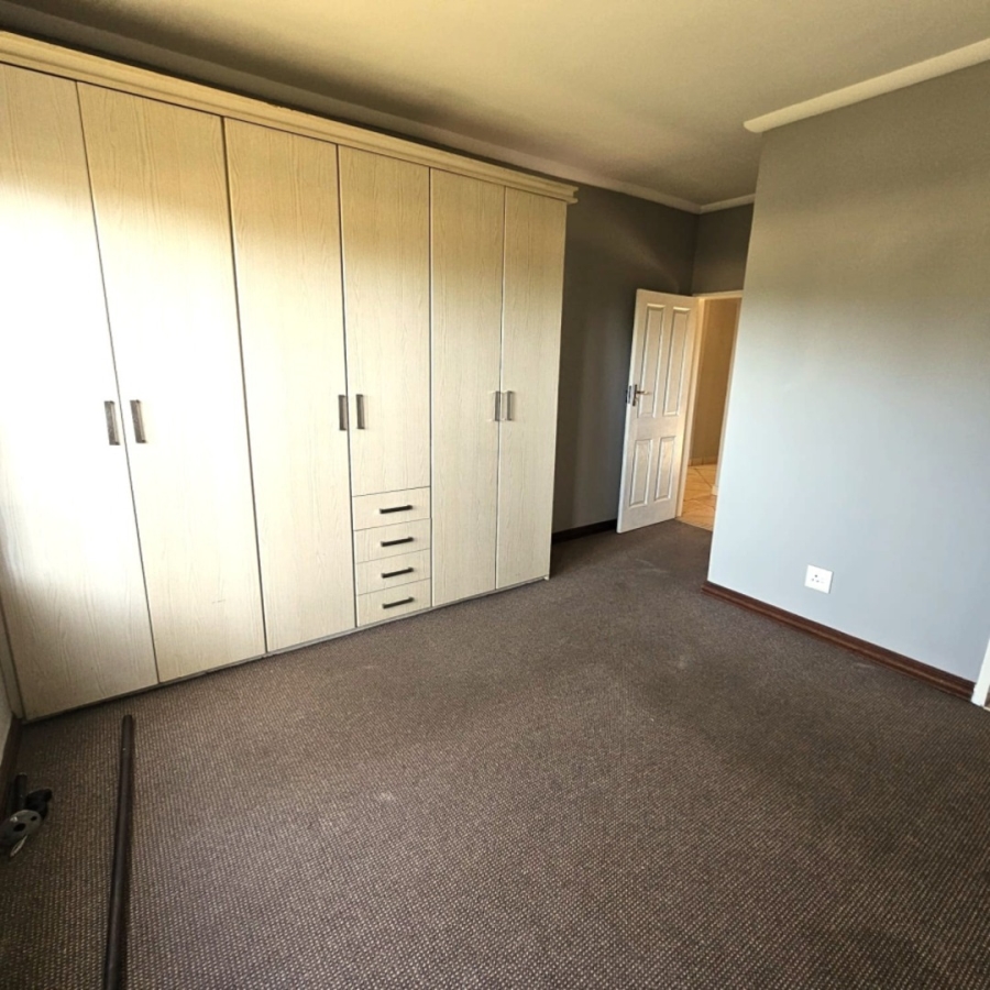 To Let 2 Bedroom Property for Rent in Waterval East North West